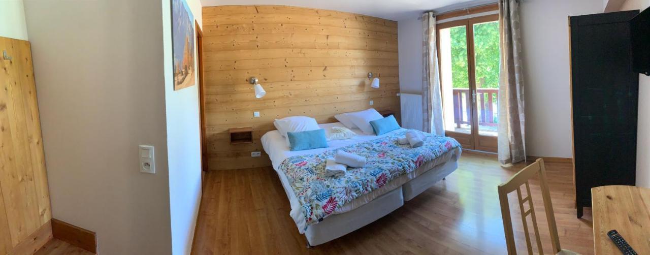 L'Escale En Ubaye Bed & Breakfast Saint-Pons  Exterior foto