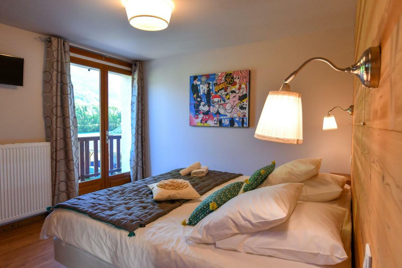 L'Escale En Ubaye Bed & Breakfast Saint-Pons  Exterior foto